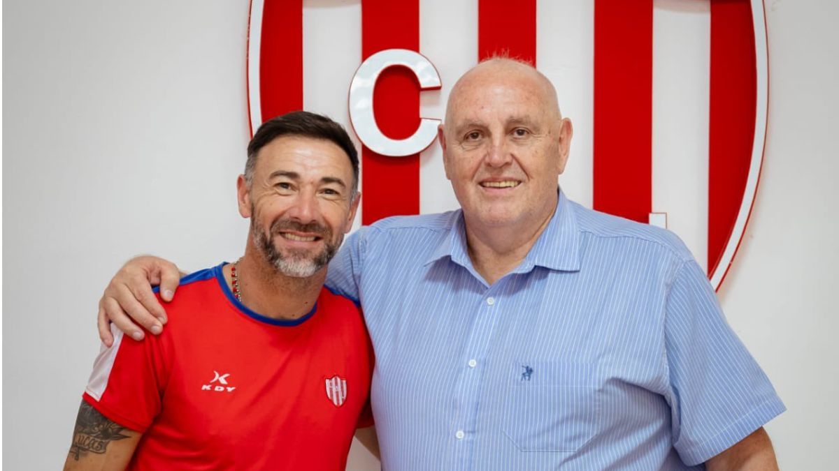 Unión confirmó al Kily González como DT hasta 2025. Unión confirmó al Kily González como DT hasta 2025.