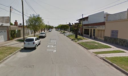 El hecho ocurrió alrededor de las 4 de la mañana en inmediaciones de calle J.P López al 3400 de barrio Los Hornos de la ciudad de Santa Fe. El hecho ocurrió alrededor de las 4 de la mañana en inmediaciones de calle J.P López al 3400 de barrio Los Hornos de la ciudad de Santa Fe.