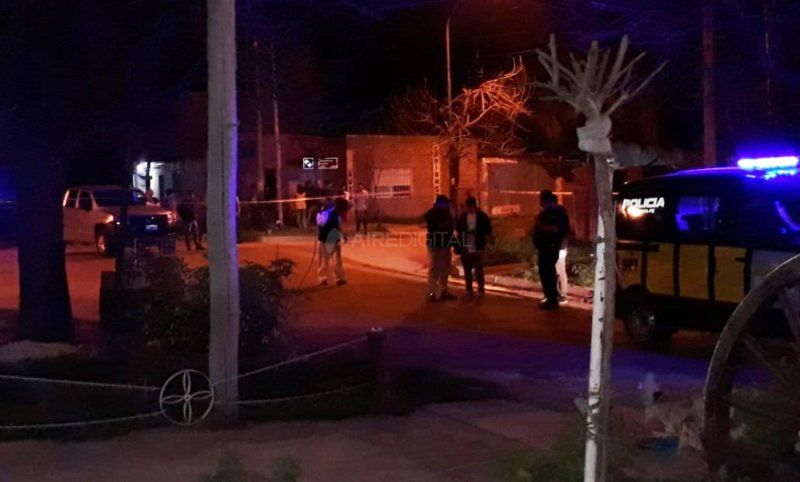 Asesinaron a balazos a un joven mientras circulaba en moto en barrio Liceo Norte