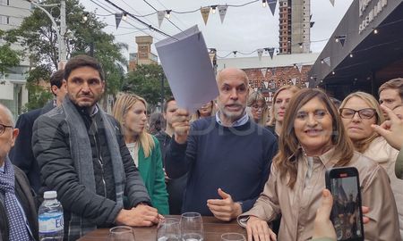 Maximiliano Pullaro aseguró que Horacio Rodríguez Larreta es una persona que tiene claridad sobre los problemas y sabe muy bien cómo resolverlos. Maximiliano Pullaro aseguró que Horacio Rodríguez Larreta es una persona que tiene claridad sobre los problemas y sabe muy bien cómo resolverlos.