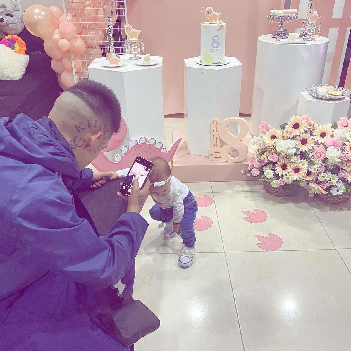 L-Gante celebró los 8 meses de su hija Jamaica.