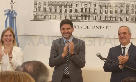Maximiliano Pullaro junto a la vicegobernadora, Gisela Scaglia, y el Fiscal de Estado, Domingo Rondina.