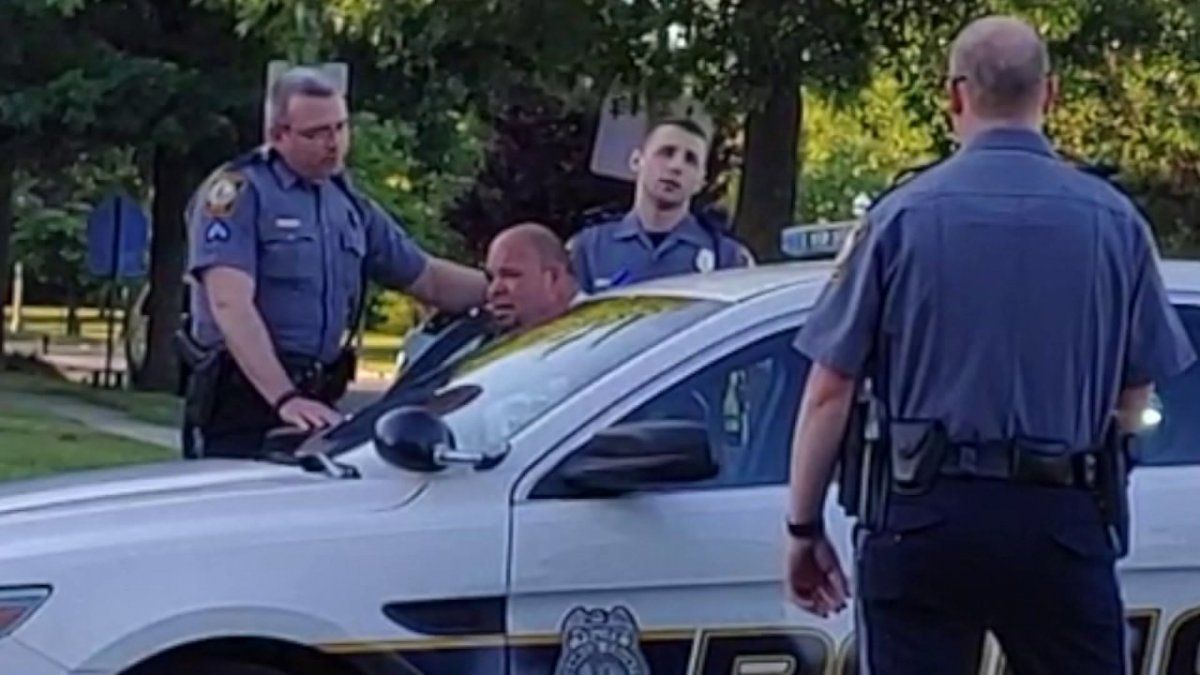 Harry Rogers chocó a un grupo de manifestantes a favor del Black Lives Matter.