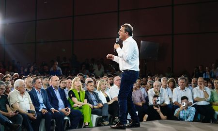 La Federación de Industriales de Santa Fe (FISFE) expresó públicamente su apoyo al candidato a presidente de la Nación por Unión por la Patria (UxP), Sergio Massa. La Federación de Industriales de Santa Fe (FISFE) expresó públicamente su apoyo al candidato a presidente de la Nación por Unión por la Patria (UxP), Sergio Massa.