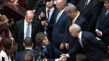 El Gobierno llevó a la Corte Suprema la reforma laboral para frenar su suspensión