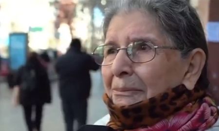 El doloroso relato de una abuela que llora por hambre: Nunca creí que a mi vejez iba a comer como cuando era chica El doloroso relato de una abuela que llora por hambre: Nunca creí que a mi vejez iba a comer como cuando era chica