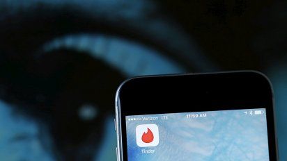 Se burlan de ella en Tinder, pero luego la contratan como modelo