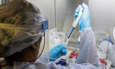 nuevos brotes de coronavirus generados por contactos en conglomerados agudizaron la cuarentena nuevos brotes de coronavirus generados por contactos en conglomerados agudizaron la cuarentena
