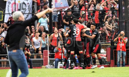 Colón le gana 2-0 a Talleres con goles de Perlaza y Wanchope Ábila. Colón le gana 2-0 a Talleres con goles de Perlaza y Wanchope Ábila.