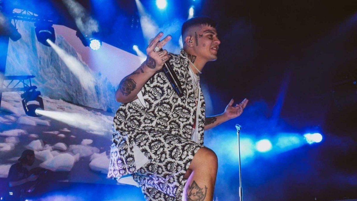 Duki estrena nueva canción Si Quieren Frontear junto a De La Ghetto y Quevedo