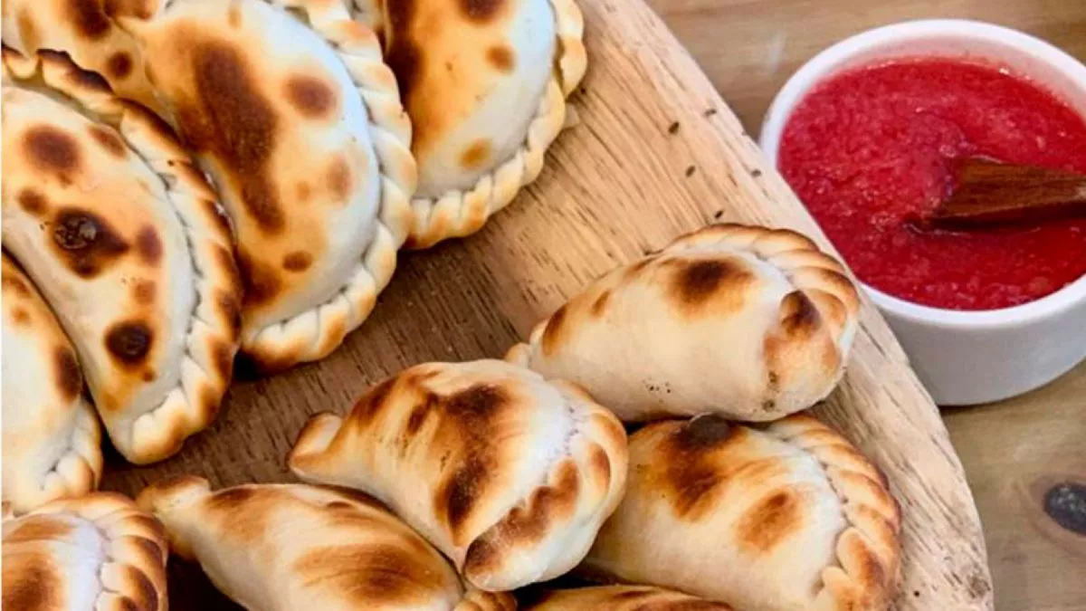 La receta de las empanadas salteñas es muy sencilla y lleva pocos ingredientes. La receta de las empanadas salteñas es muy sencilla y lleva pocos ingredientes.