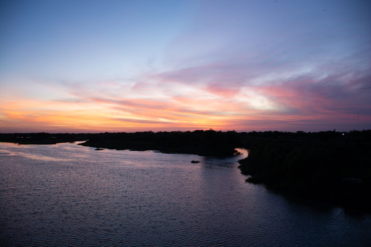 Hay alerta en Puerto Reconquista por la crecida del río Paraná. Hay alerta en Puerto Reconquista por la crecida del río Paraná.