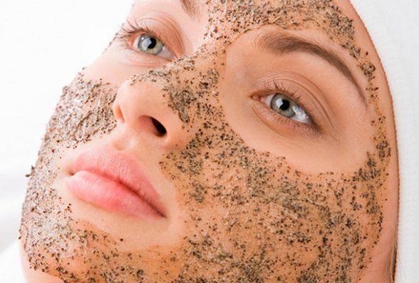 Cómo preparar un exfoliante con aspirinas y miel de abejas