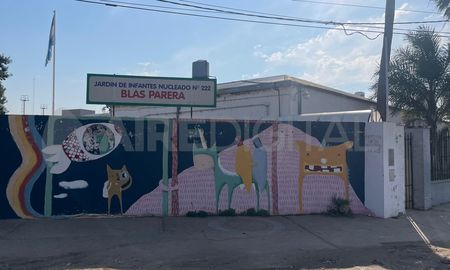 El Jardín de Infantes Nucleado N° 222 está ubicado en el noroeste de la ciudad de Santa Fe. El Jardín de Infantes Nucleado N° 222 está ubicado en el noroeste de la ciudad de Santa Fe.