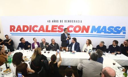 El comité nacional de la Unión Cívica Radical (UCR) se despegó del apoyo de los radicales K. El comité nacional de la Unión Cívica Radical (UCR) se despegó del apoyo de los radicales K.