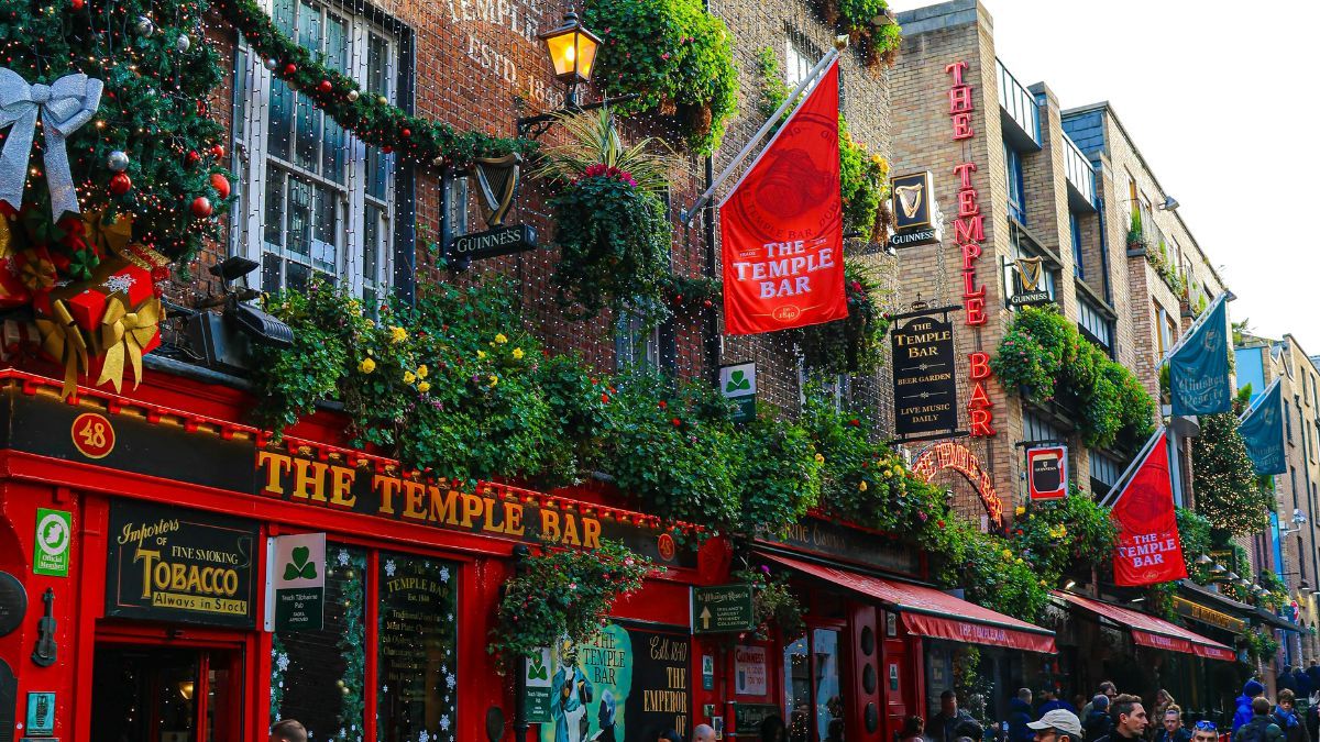 La visa Working Holiday permite trabajar a tiempo completo durante un año. La visa Working Holiday permite trabajar a tiempo completo durante un año.