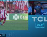 Yeison Gordillo dejó la suela del botín izquierdo y se fue expulsado en la media hora de juego entre Unión y Belgrano.