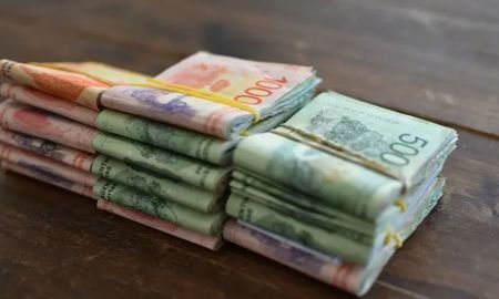 Los salarios formales volvieron a quedar debajo de lainflación en marzo y se profundiza el deterioro del poder de compra. Los salarios formales volvieron a quedar debajo de lainflación en marzo y se profundiza el deterioro del poder de compra.