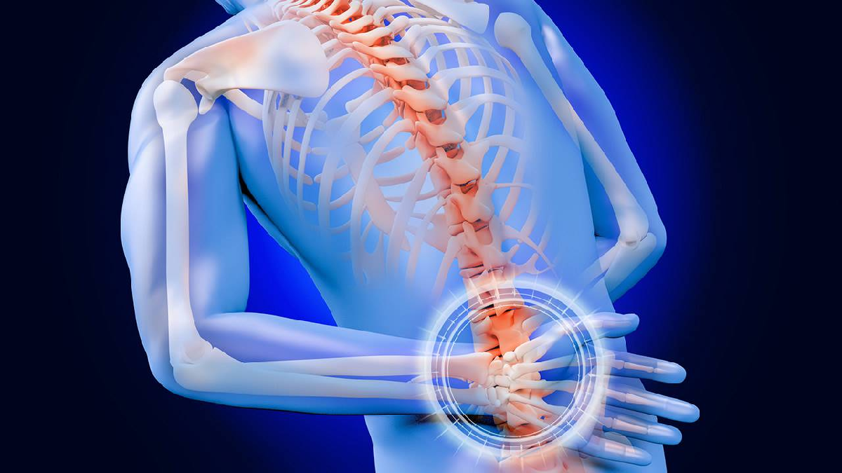 Debido al desgaste de la articulación de la columna, pueden ocurrir cierta sensación de hormigueo.