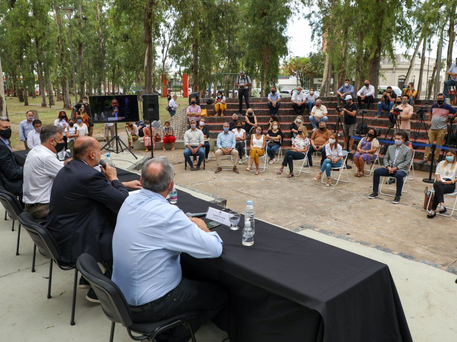 Se conocieron las ofertas para la construcción del Centro Artístico Metropolitano en Rafaela