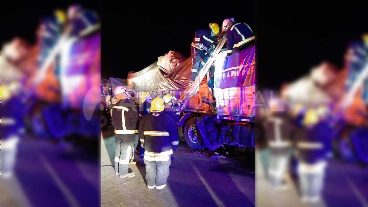 Accidente de tr&aacute;nsito en la ruta 34 - chocaron tres camiones