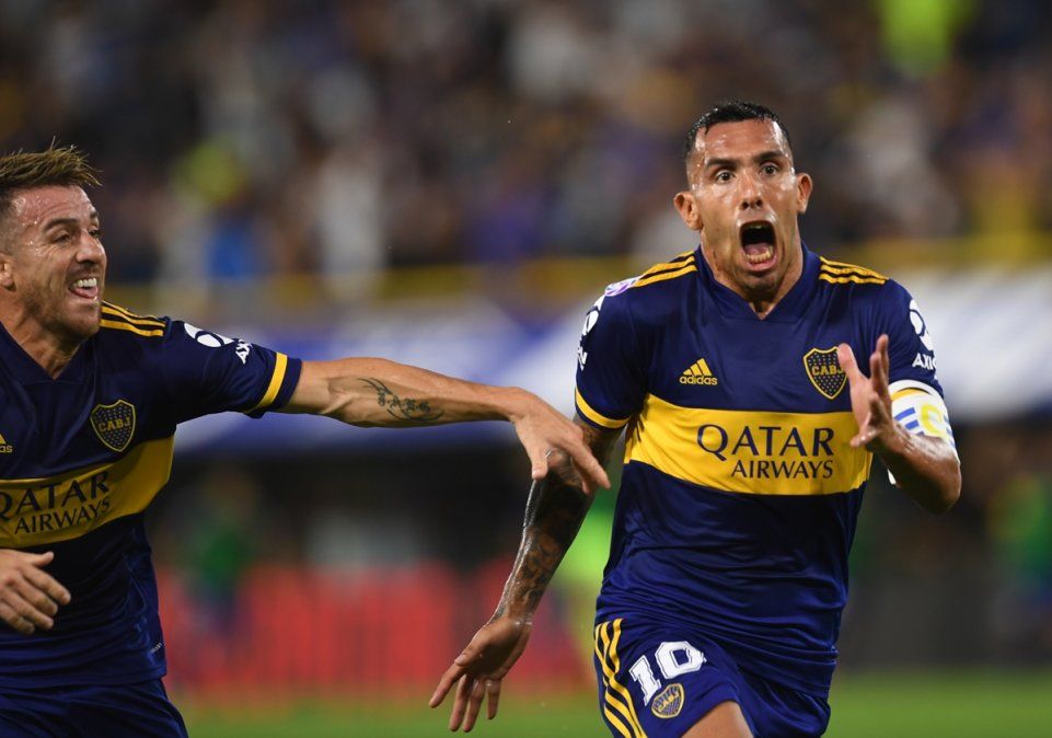 La Justicia investiga a Carlos Tévez por haber roto la cuarentena para jugar al fútbol con el ex candidato a intendente de Maipú