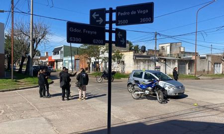 El accidente se produjo en el corazón de barrio Los Hornos. El accidente se produjo en el corazón de barrio Los Hornos.
