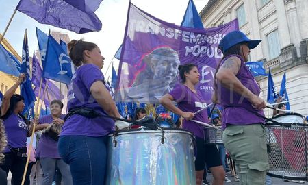 mujeres y disidencias marchan por el 25n y para decir basta de violencia mujeres y disidencias marchan por el 25n y para decir basta de violencia
