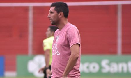 Marcelo Mosset, DT interino de Unión, destacó el compromiso del plantel tatengue por seguir ganando. Marcelo Mosset, DT interino de Unión, destacó el compromiso del plantel tatengue por seguir ganando.
