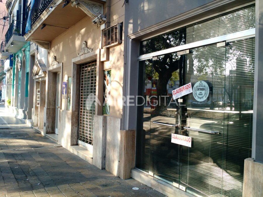 Innumerables quejas por un bar de Boulevard