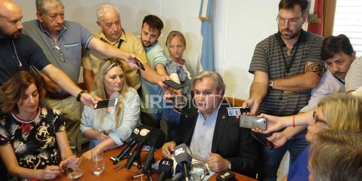 Déficit: el Socialismo desmintió a Perotti y dijo que el peronismo manipula los números