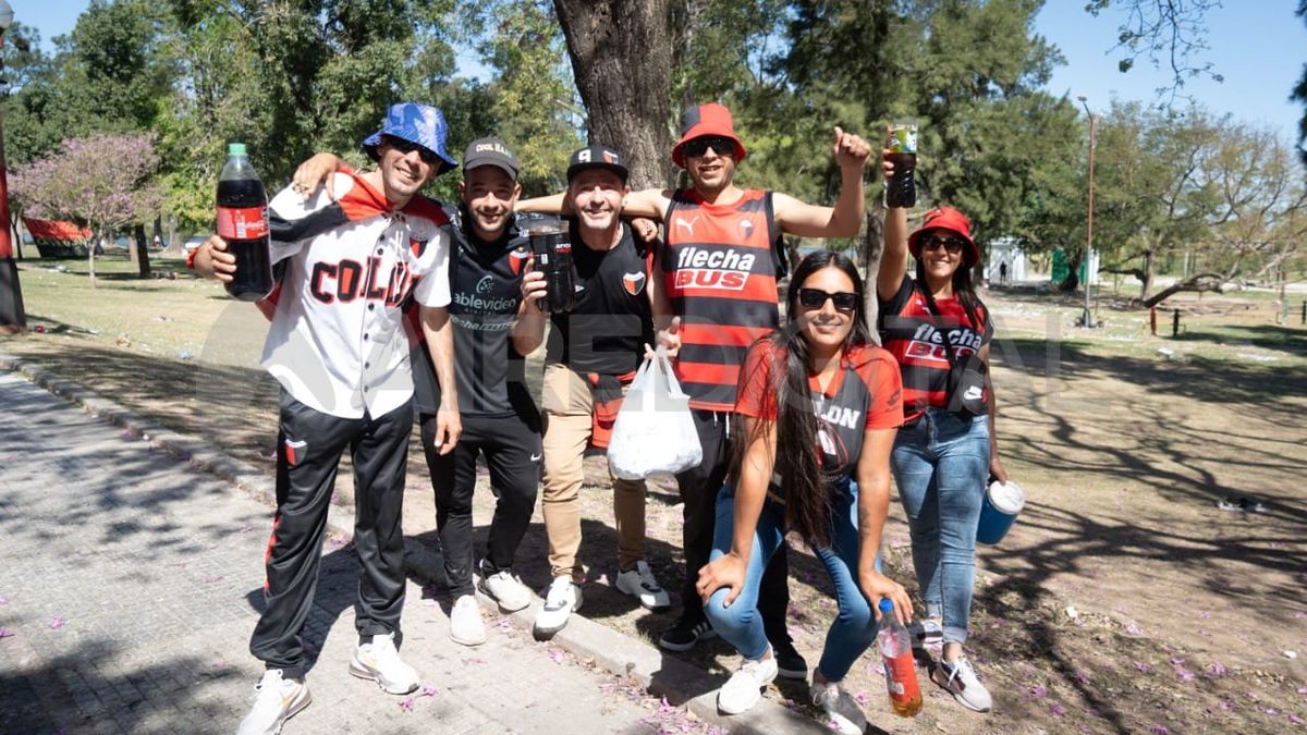 La previa se vivió con amigos.