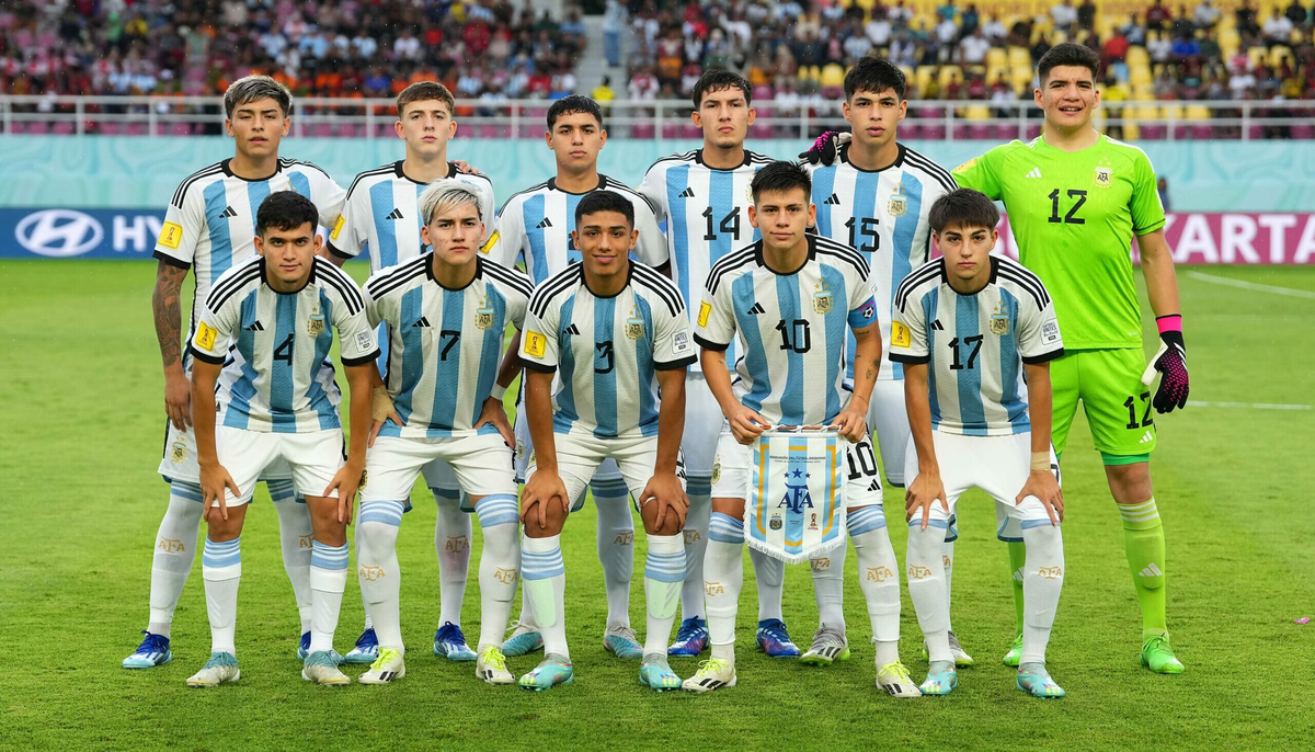 La Selección Sub 17 cayó contra Alemania en los penales y jugará por el tercer puesto del Mundial La Selección Sub 17 cayó contra Alemania en los penales y jugará por el tercer puesto del Mundial
