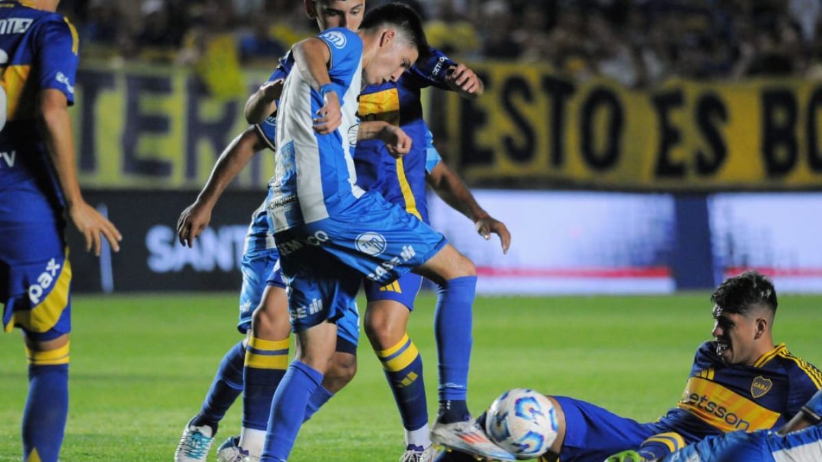 Boca Juniors goleó a Argentino de Monte Maíz en el estadio de Colón y