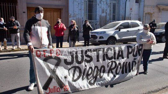 La familia materna de Diego Román se manifestó frente al MPA el pasado 15 de julio.&nbsp;