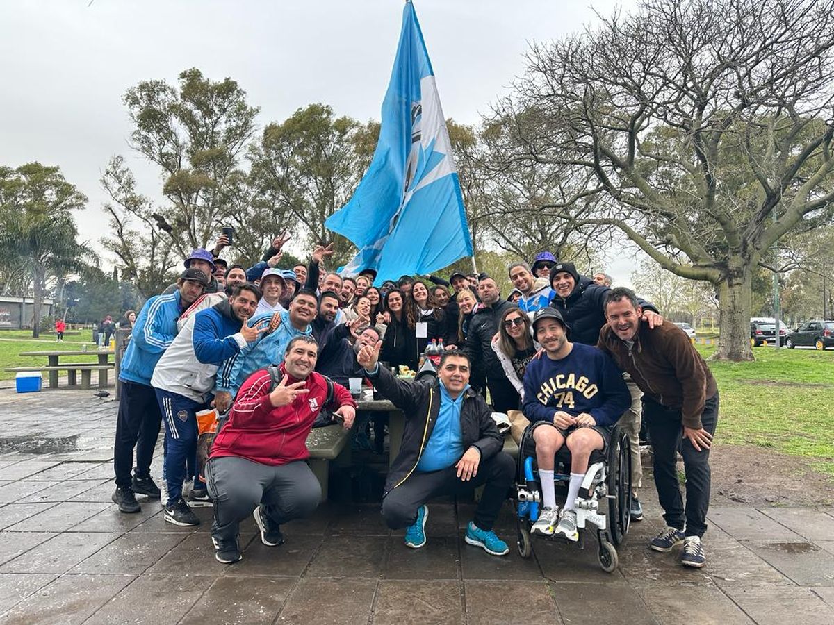 Hinchas entre el recuerdo de Qatar 2022 y lo que vendr&aacute; en la Copa Am&eacute;rica 2024. Foto: Instagram @bandargentina