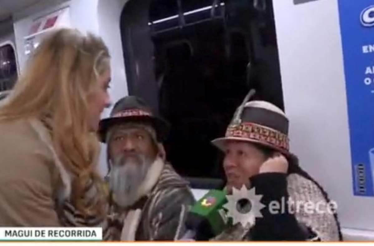 La mujer comenzó a participar de la nota. La mujer comenzó a participar de la nota.