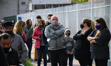 Flexibilizan los protocolos de votación en las escuelas para las elecciones de este domingo. Flexibilizan los protocolos de votación en las escuelas para las elecciones de este domingo.