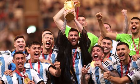 La Scaloneta se consagró en el Mundial de Qatar 2022 tras superar en la final a Francia. La Scaloneta se consagró en el Mundial de Qatar 2022 tras superar en la final a Francia.