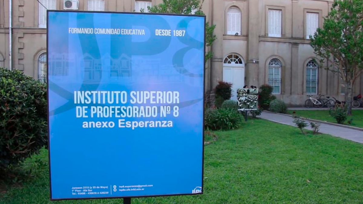 Se abre la inscripción para la carrera de Técnico Superior en Comercio Exterior en el Instituto Superior de Profesorado N° 8 “Almirante Brown” de Esperanza.