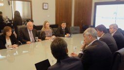 Lifschitz se reunió con Buryaile por la crisis del biodiésel Lifschitz se reunió con Buryaile por la crisis del biodiésel