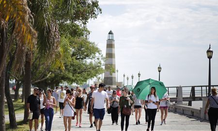 El subsecretario de turismo de la ciudad de Santa Fe, Javier Dellamonica, destacó el movimiento en la región durante enero y mantienen altas las expectativas de cara a febrero. El subsecretario de turismo de la ciudad de Santa Fe, Javier Dellamonica, destacó el movimiento en la región durante enero y mantienen altas las expectativas de cara a febrero.