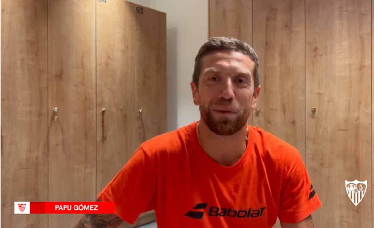 Reapareció el Papu Gómez junto a jugadores de la Selección Argentina: "Gracias por...". Reapareció el Papu Gómez junto a jugadores de la Selección Argentina: "Gracias por...".