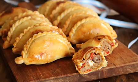 Empanadas cortadas a cuchillo: la receta de Jimena Monteverde para hacerlas súper fácil Empanadas cortadas a cuchillo: la receta de Jimena Monteverde para hacerlas súper fácil