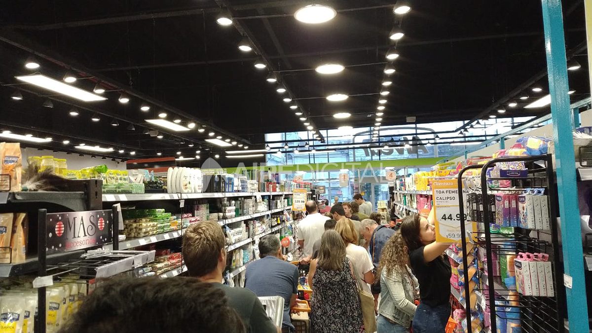 El secretario de Comercio Interior