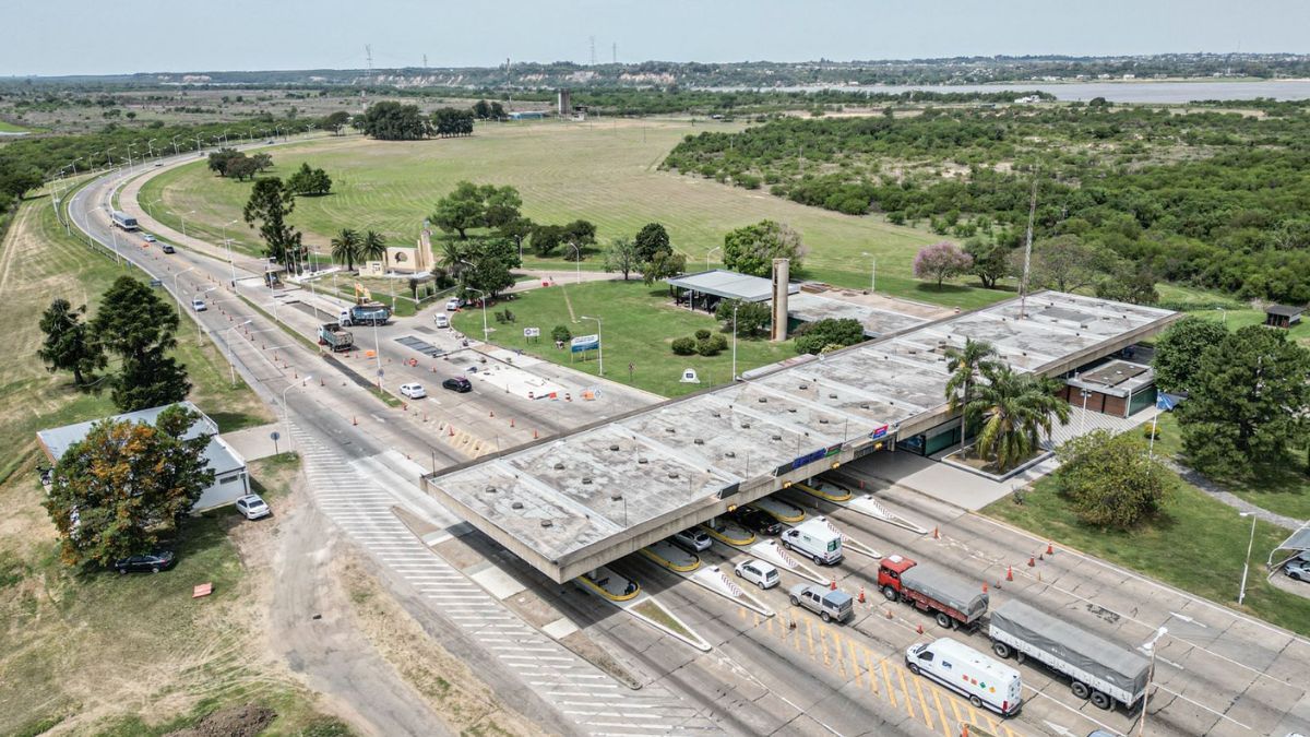En enero de 2025 se registró un pico de 373.668 usuarios impulsado por el turismo hacia Uruguay y Brasil. En enero de 2025 se registró un pico de 373.668 usuarios impulsado por el turismo hacia Uruguay y Brasil.