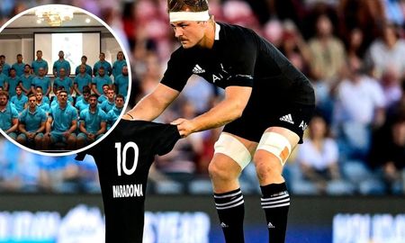 Los Pumas pidieron disculpas por no homenajear a Diego Maradona antes del partido por los All Blacks. Los Pumas pidieron disculpas por no homenajear a Diego Maradona antes del partido por los All Blacks.