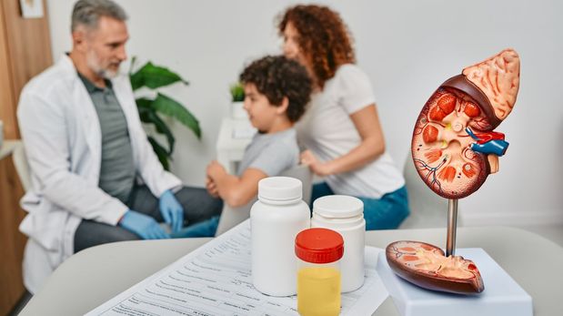 El hígado graso infantil suele detectarse mediante análisis de sangre y ecografías realizadas por sospecha de sobrepeso u obesidad.