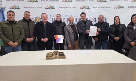 El acta se firmó en la localidad de Suardi, en el departamento San Cristóbal, y participaron el senador Felipe Michlig y el ministro Gustavo Puccini. El acta se firmó en la localidad de Suardi, en el departamento San Cristóbal, y participaron el senador Felipe Michlig y el ministro Gustavo Puccini.