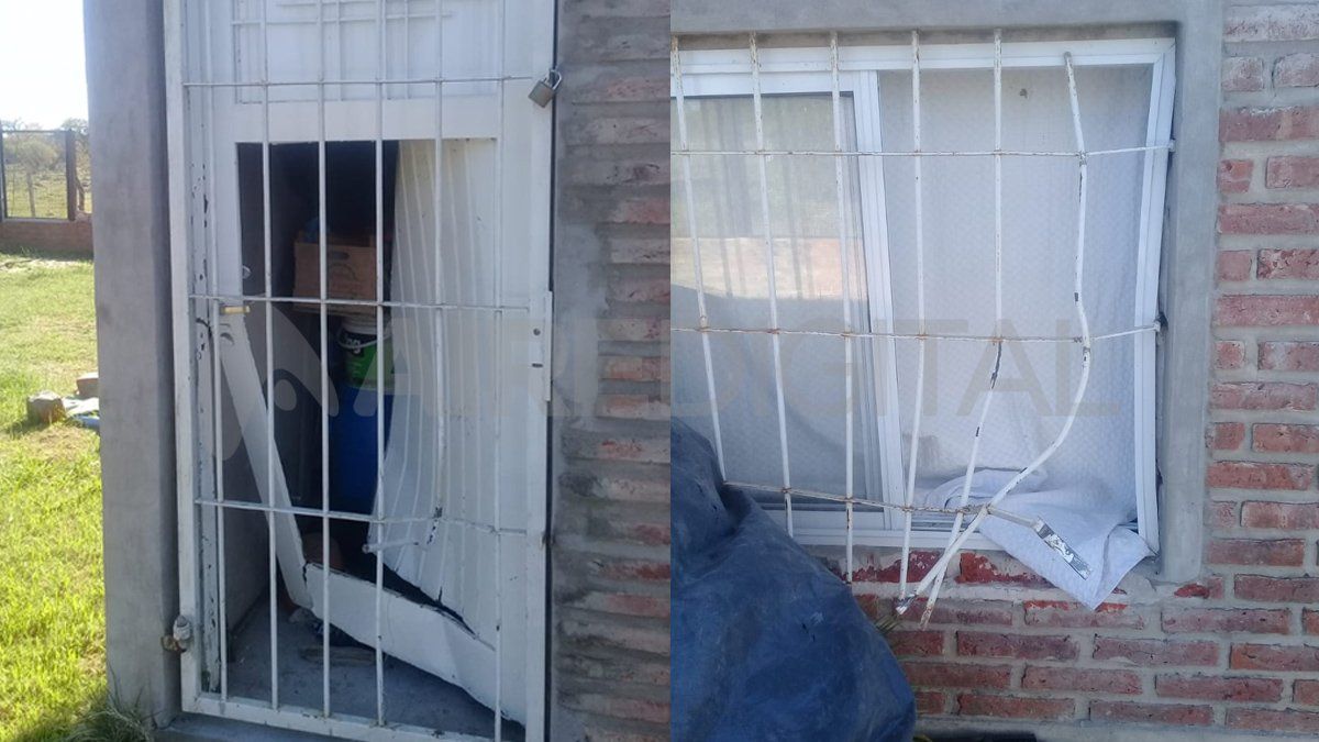 En una de las viviendas los delincuentes forzaron y rompieron rejas